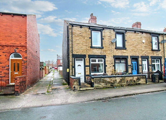 2 Bedroom Terraced House For Sale In Southwell Street, Barnsley, S75