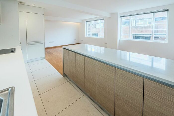 2 Bedroom Flat To Rent In Cato Street, London, W1H