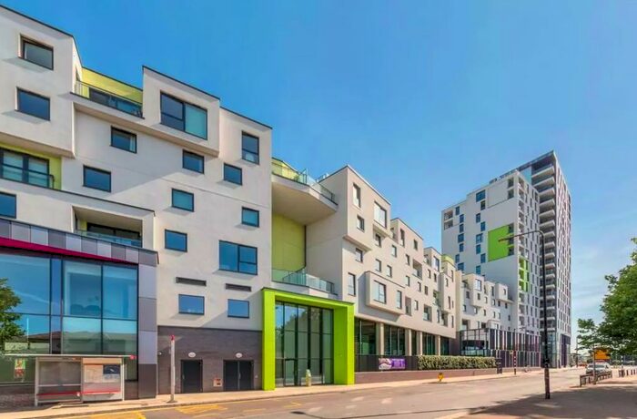 2 Bedroom Apartment To Rent In Guild House, Rotherhithe New Road, Bermondsey, SE16