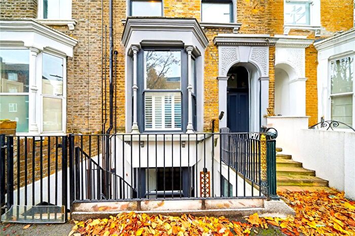 2 Bedroom Flat For Sale In Glenarm Road, London, E5