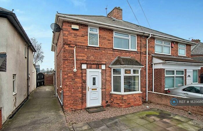 3 Bedroom Semi-Detached House To Rent In Bordesley Green East, Bordesley Green, Birmingham, B9