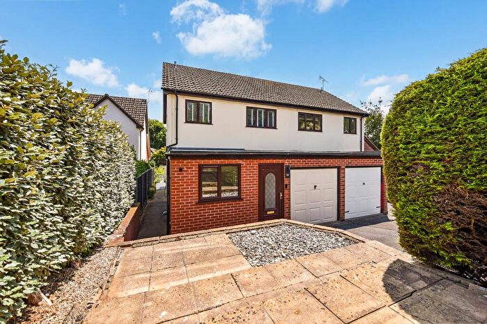 4 Bedroom Semi-Detached House For Sale In Kings Worthy, Winchester, SO23