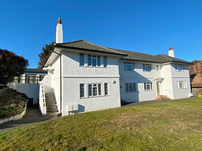 2 Bedroom Maisonette To Rent In Winchester Road, Bromley, BR2