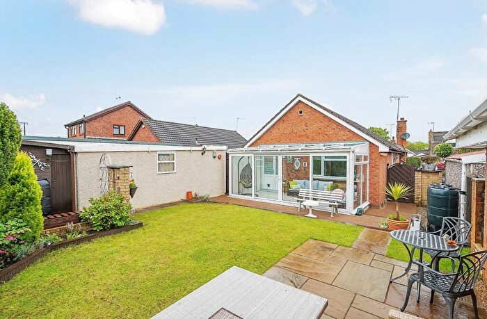 3 Bedroom Detached Bungalow For Sale In Hawthorn Croft, Tadcaster, North Yorkshire, LS24