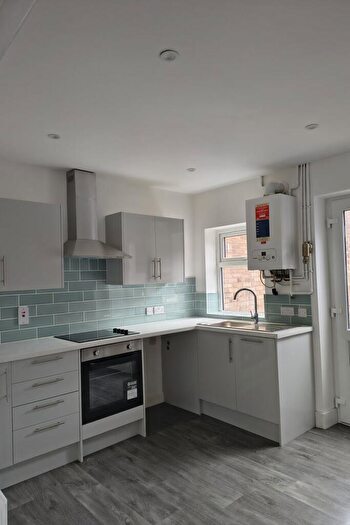 3 Bedroom Terraced House To Rent In Bull Lane, West Bromwich, B70