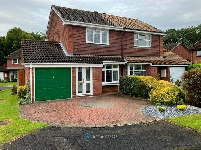 2 Bedroom Semi-Detached House To Rent In Needhill Close, Knowle, Solihull, B93