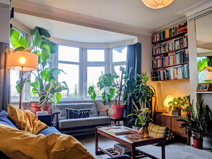 2 Bedroom Flat To Rent In Bedford Road, Alexandra Palace, N22