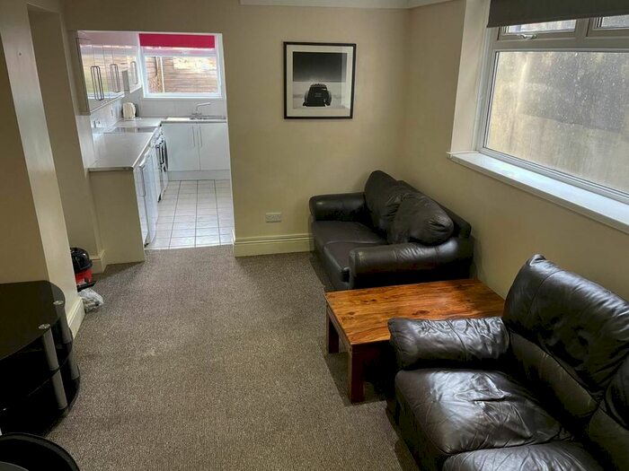 5 Bedroom Property To Rent In Marlborough Road, Brynmill, Swansea, SA2