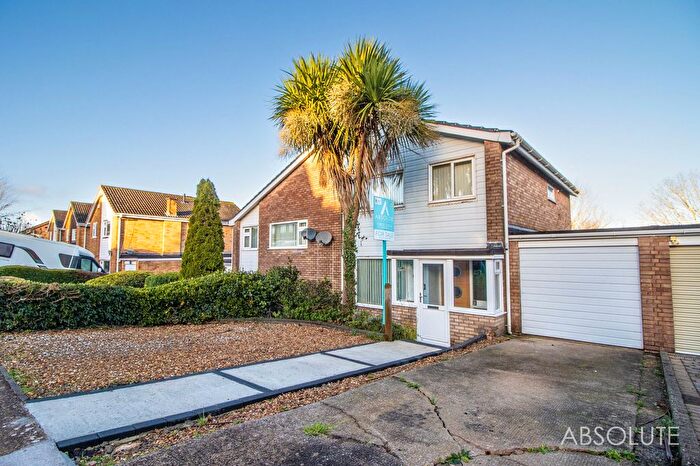 3 Bedroom Semi Detached House For Sale In Roselands Drive, Paignton, TQ4