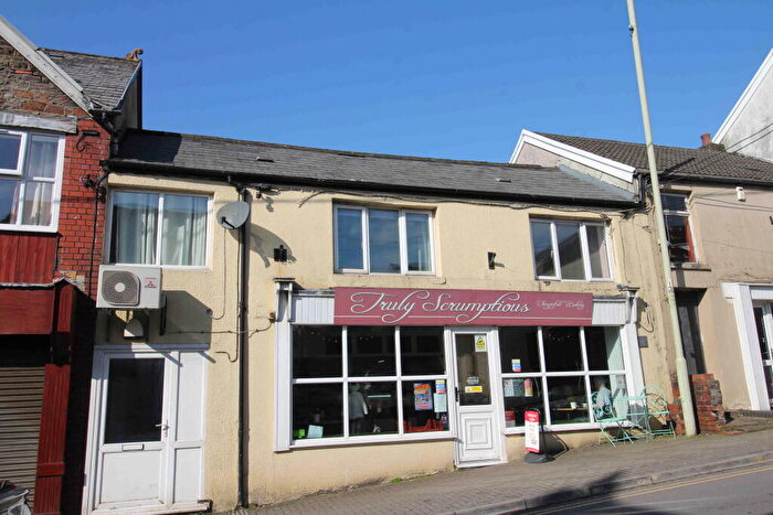 2 Bedroom Apartment To Rent In Mill Street, Tonyrefail, CF39