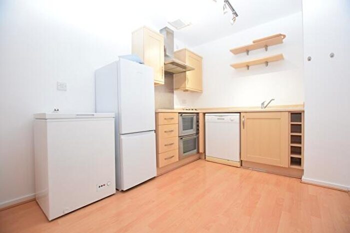 1 Bedroom Apartment To Rent In Coode House, Millsands, S3