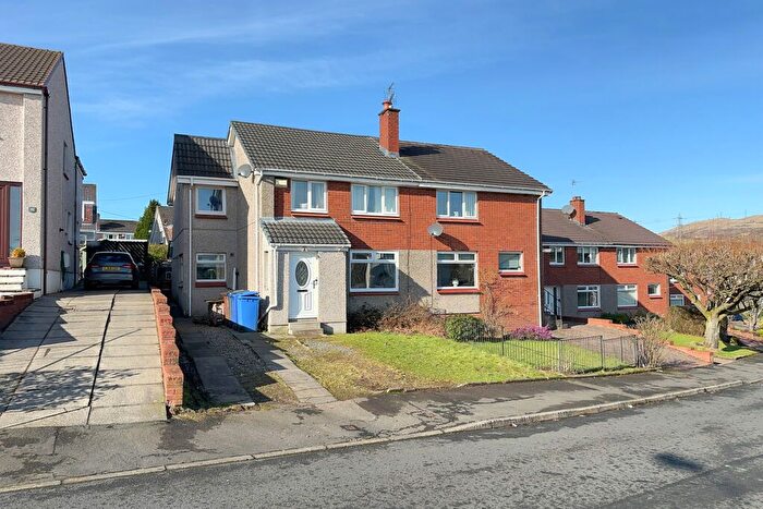 5 Bedroom Semi-Detached House For Sale In Braehead Crescent, Duntocher, Clydebank, G81