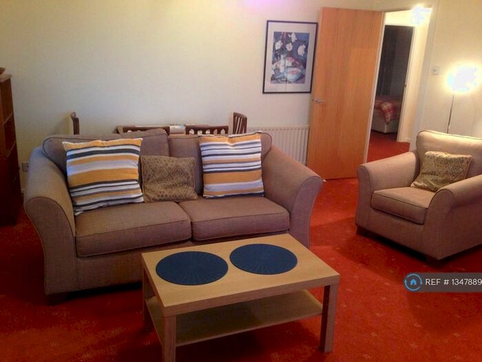 2 Bedroom Flat To Rent In Gylemuir Road, Edinburgh, EH12