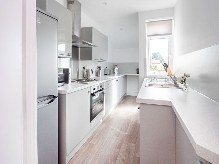 4 Bedroom Terraced House To Rent In Staple Hill Road, Bristol, BS16