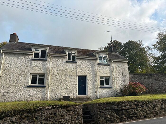 2 Bedroom Cottage To Rent In Gosport Street, Laugharne, SA33