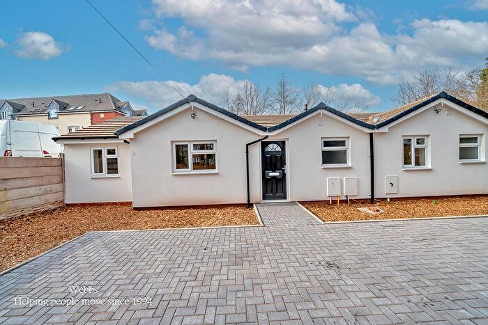 2 Bedroom Semi Detached Bungalow For Sale In Lichfield Road, Shelfield, Walsall, WS4