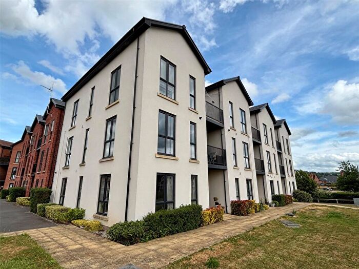 2 Bedroom Apartment For Sale In Barley Road, Cheltenham, Gloucestershire, GL52
