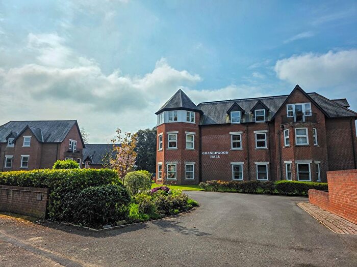 2 Bedroom Flat To Rent In Cranfield Avenue, Wimborne, BH21