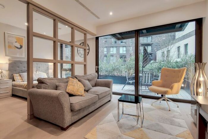 Studio To Rent In Legacy Building, Viaduct Gardens, Nine Elms, London, SW11