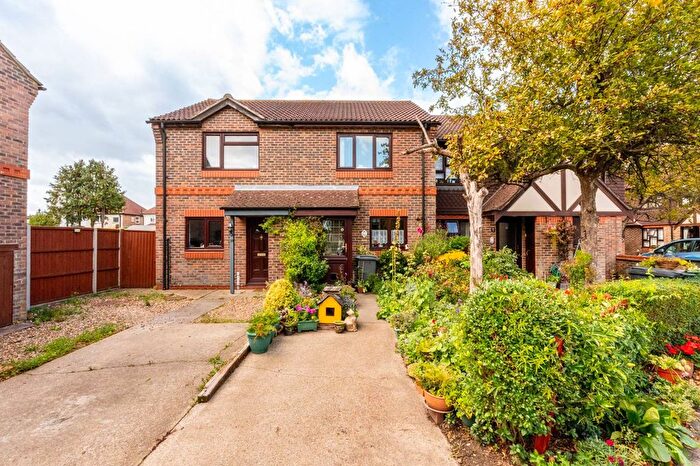 2 Bedroom Terraced House For Sale In Gooding Close, New Malden, KT3