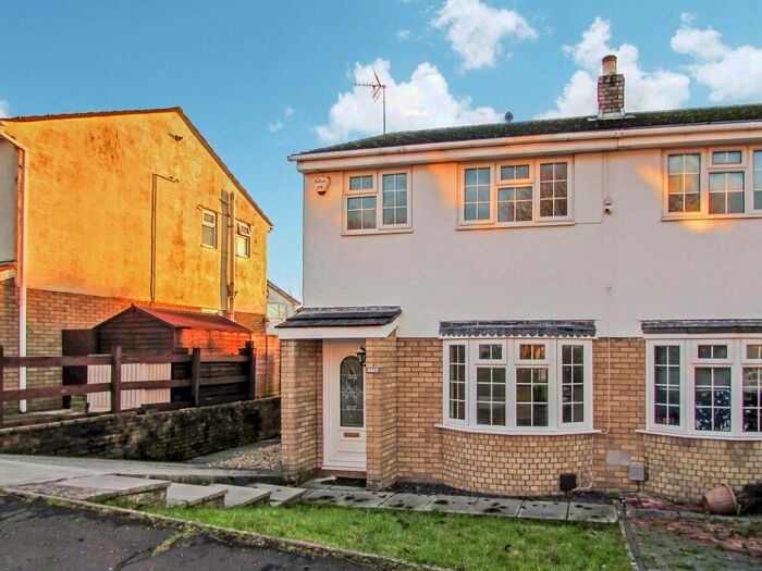 3 Bedroom Property To Rent In 154 Highfields, Brackla, Bridgend CF31