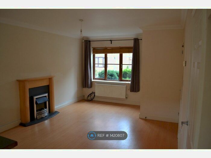 3 Bedroom Terraced House To Rent In Perivale, Monkston Park, Milton Keynes, MK10