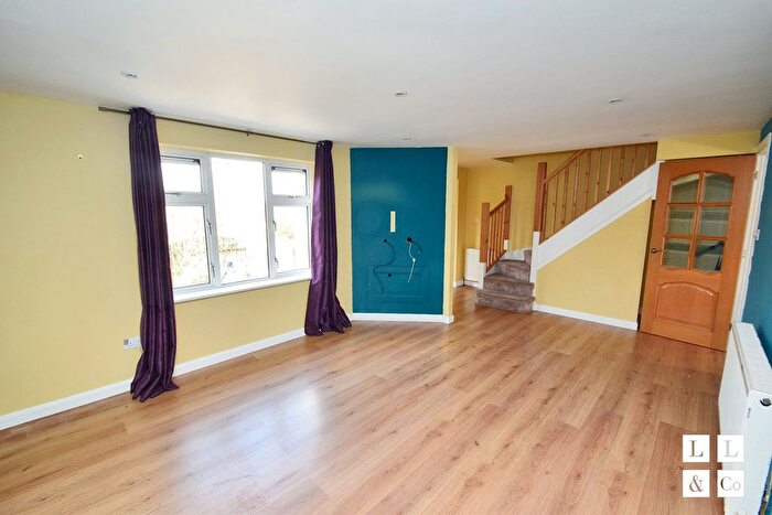 3 Bedroom Terraced House To Rent In Trecarne, Falmouth, TR11