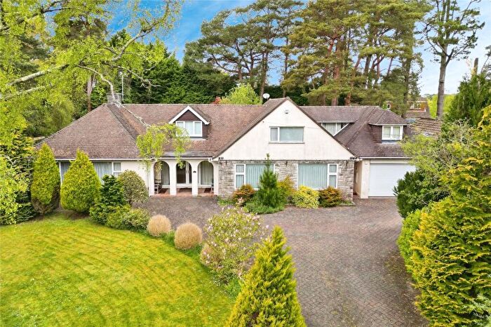 5 Bedroom House To Rent In St. Ives Park Ringwood, BH24