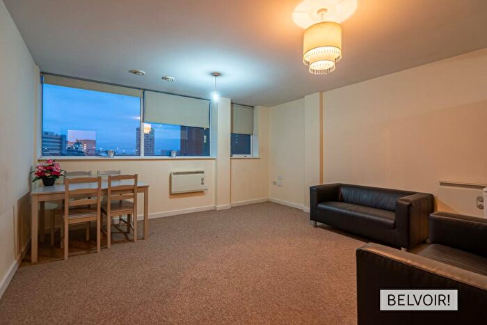 1 Bedroom Flat To Rent In Westside One, Suffolk Street, Queensway, Birmingham, B1