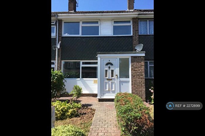 3 Bedroom Terraced House To Rent In The Rundles, Thundersley, SS7