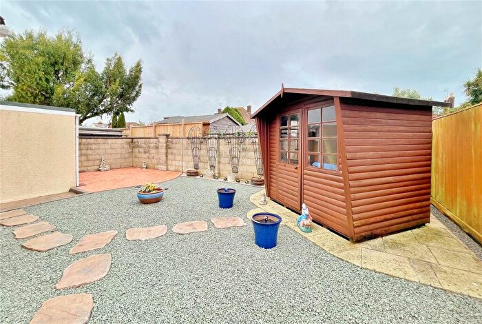 2 Bedroom Bungalow For Sale In Ainsdale Road, Worthing, West Sussex, BN13