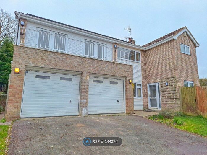5 Bedroom Detached House To Rent In Rushmoor Grove, Backwell, Bristol, BS48