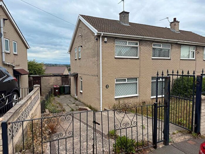 3 Bedroom Semi-Detached House For Sale In . Willowgarth Avenue Brinsworth, Rotherham, South Yorkshire, S60