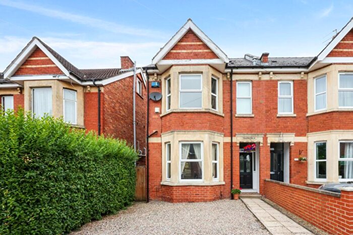 4 Bedroom Semi Detached House For Sale In Sandford Mill Road, Cheltenham, Gloucestershire, GL53