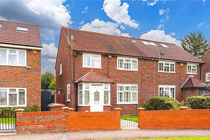 3 Bedroom Semi-Detached House For Sale In Stanborough Avenue, Borehamwood, Hertfordshire, WD6