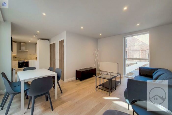 3 Bedroom Terraced House To Rent In Wells Walk, London, E7