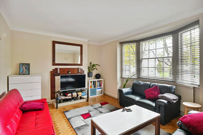 2 Bedroom Apartment To Rent In Murdoch House, Southwark, SE16
