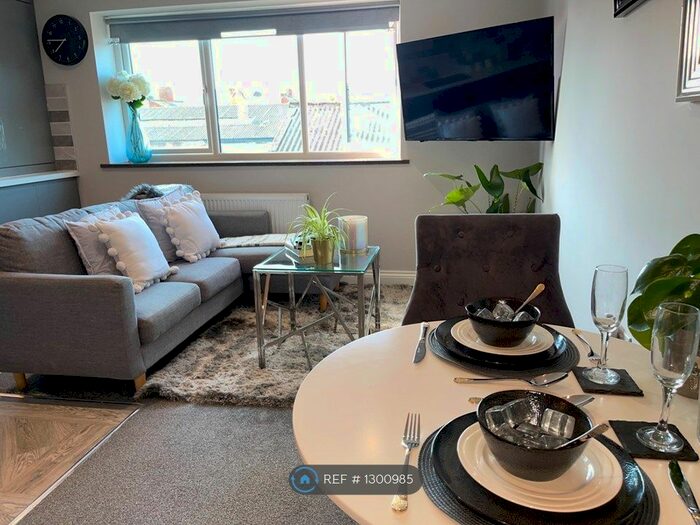 Studio To Rent In Hall Street, Southport PR9