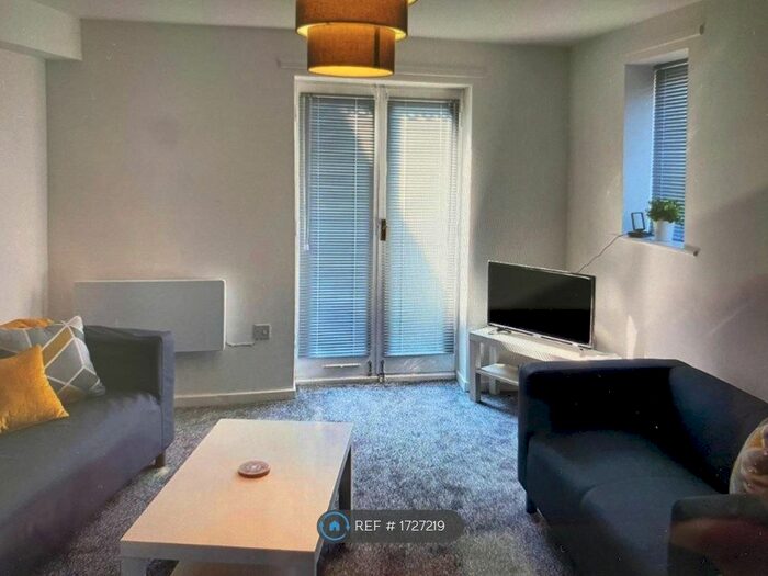 3 Bedroom Flat To Rent In Charlotte Mews, Newcastle Upon Tyne, NE1