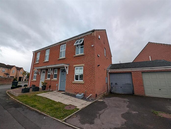 2 Bedroom Semi Detached House For Sale In Grangemoor Close, Darlington, DL1