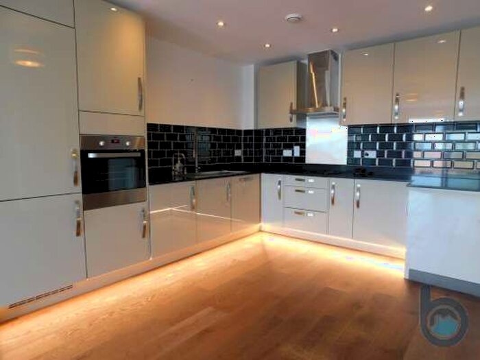 2 Bedroom Flat To Rent In Avonside House, Fletton, Peterborough, PE2