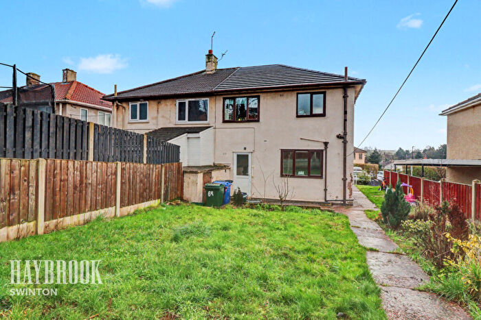 3 Bedroom Semi Detached House For Sale In Oak Grove, Doncaster, DN12