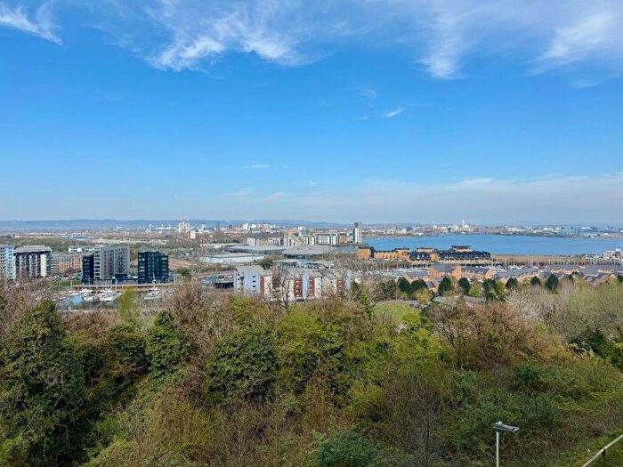 2 Bedroom Flat For Sale In Trem Elai, Penarth, CF64
