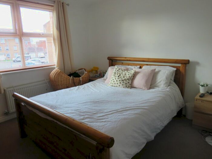 2 Bedroom Flat To Rent In Lingwood Court, Thornaby, StocktonOnTees, TS17