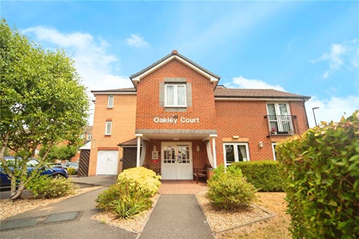 1 Bedroom Flat To Rent In Oakley Court, Southampton, SO16