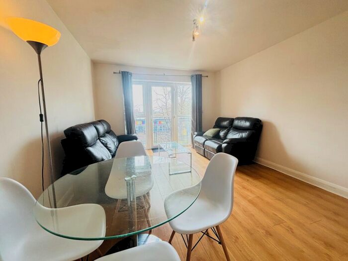 2 Bedroom Flat To Rent In Linen Quarter, Denmark Road, Hulme, M15