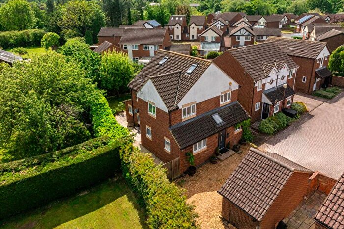 5 Bedroom Detached House For Sale In Higgs Court, Loughton, Milton Keynes, Buckinghamshire, MK5