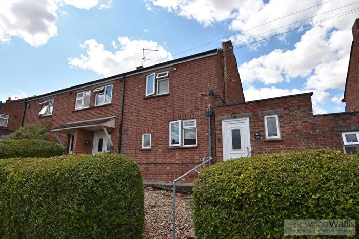 3 Bedroom Semi-Detached House For Sale In Glen Crescent, Stamford, PE9