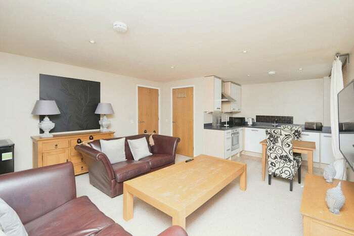 2 Bedroom House To Rent In Burleigh Mews, Friar Gate, DE1