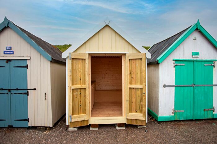 Chalet For Sale In Cliff Road, Old Felixstowe, Felixstowe, IP11